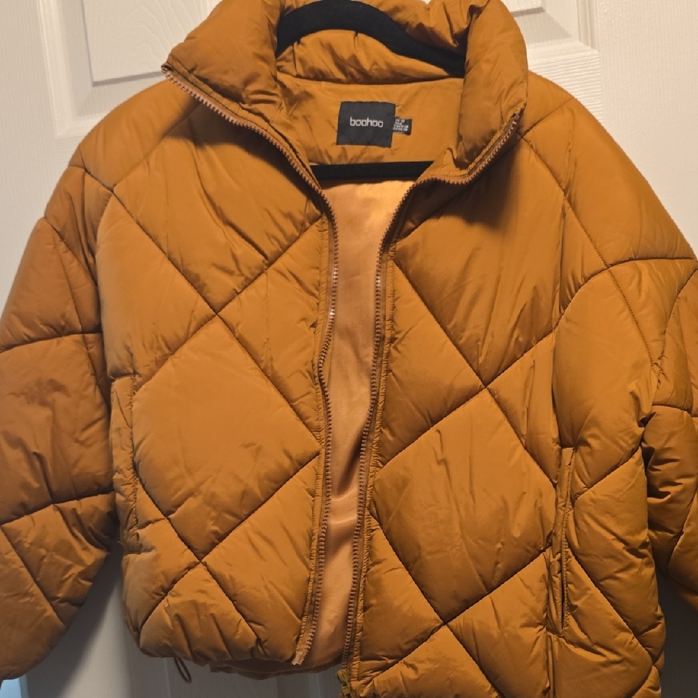 Boohoo - Diamond-Quilt Puffer Jacket - Mustard Gold